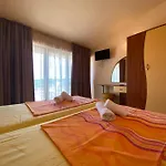 деника 4* 索佐波尔