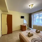 деника 招待所