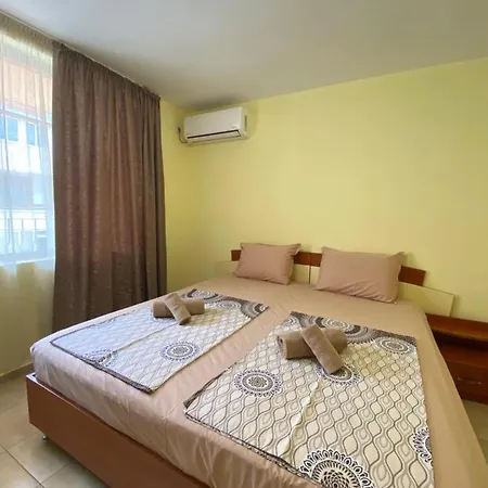 деника Sozopol